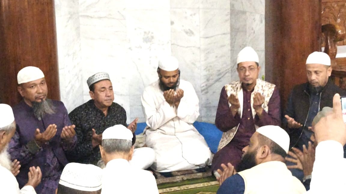 খালেদা জিয়ার রোগমুক্তি কামনায় লক্ষ্মীপুরে যুবদলের দোয়া মাহফিল